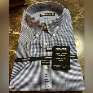 XXL Men’s Kirkland Signature 100% Cotton Non-Iron Short Sleeve Shirt